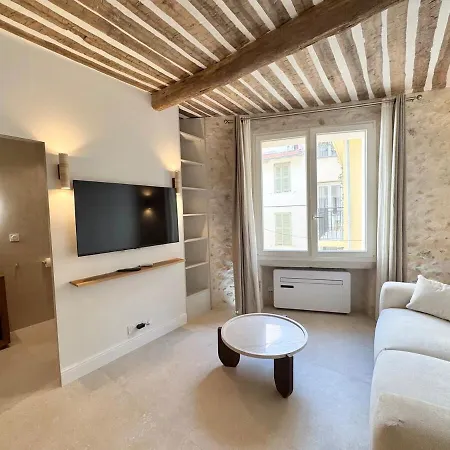 Luxe Et Charme Sur Les Remparts Du Vieil Appartement *