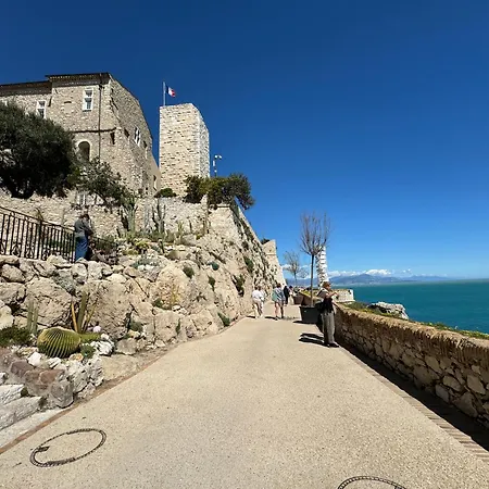 דירה Luxe Et Charme Sur Les Remparts Du Vieil